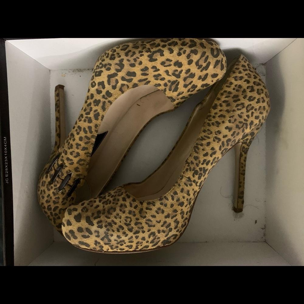 Boutique 9 Suede Leopard Print Heels w/ lace